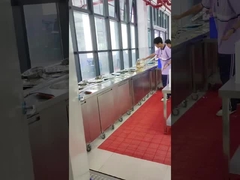 maszyna do mycia naczyń